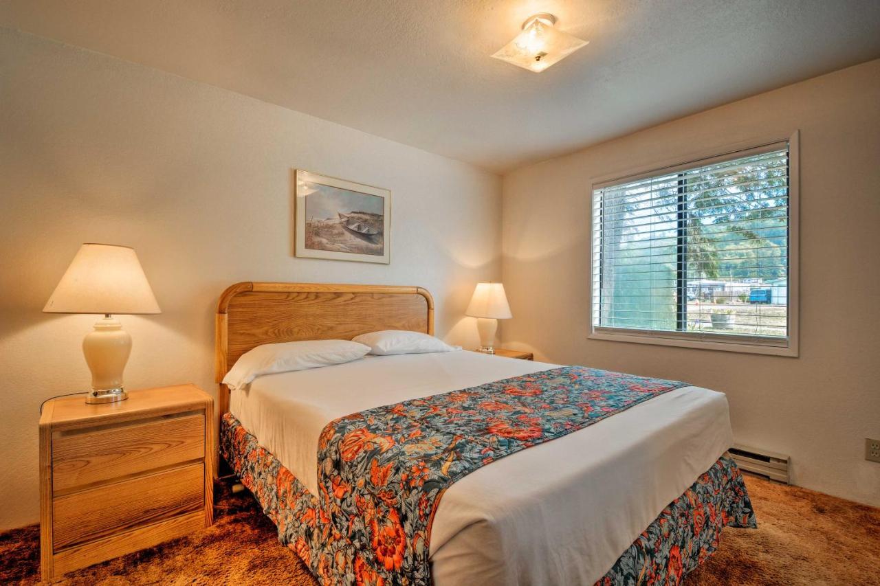 Smith River Vintage Cabin Oceanfront Deck And Views Exterior foto